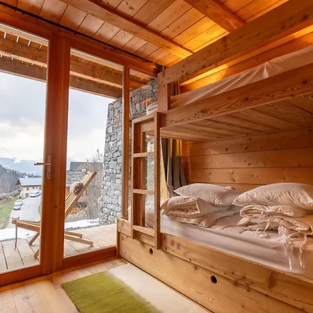 Pierra Menta & Mont D'argent Chalet *